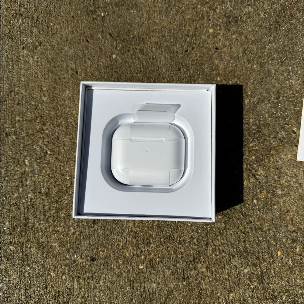 Apple 3rd generation Wireless Earbuds